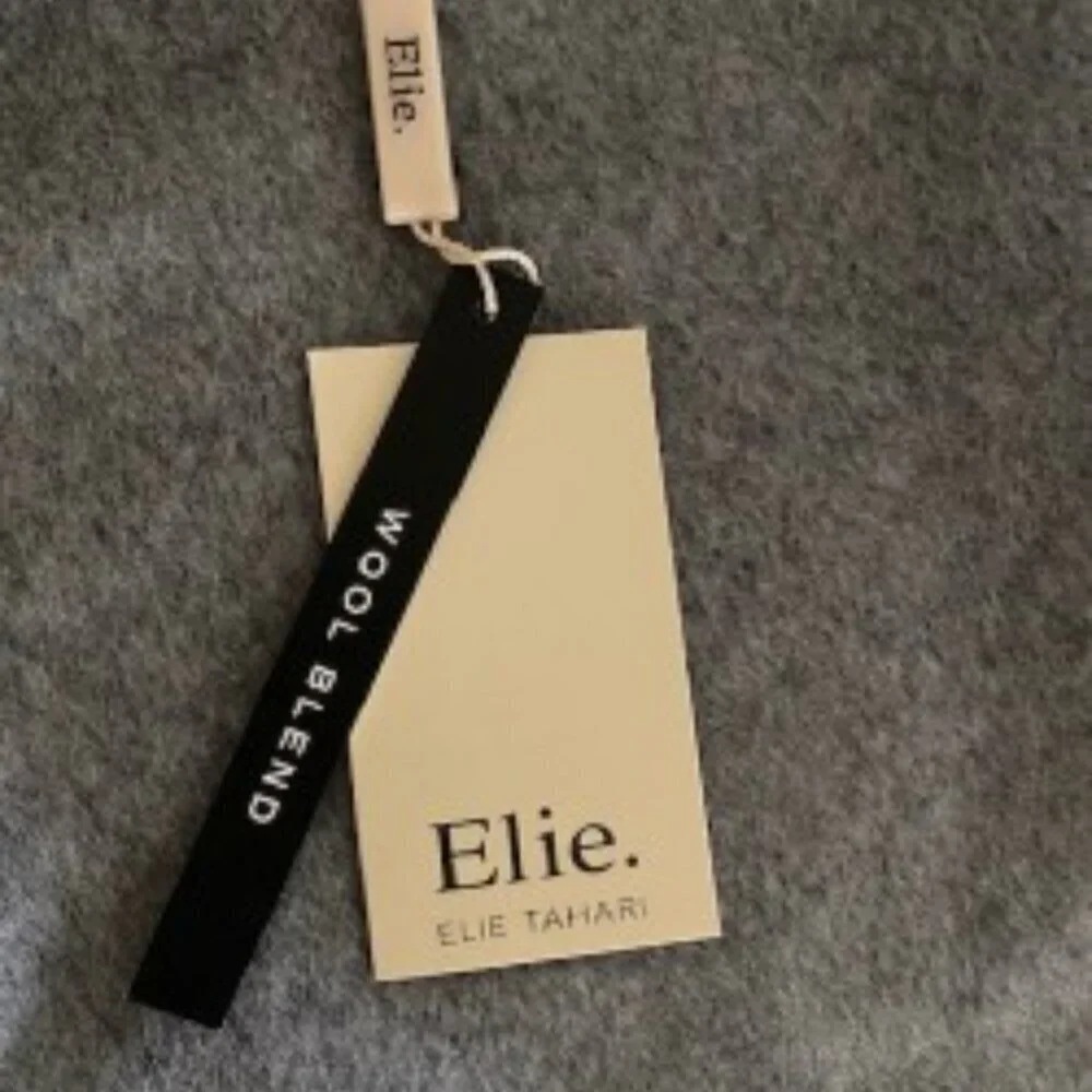 NWT Elie Tahari Grey Wool Blend Skirt 10